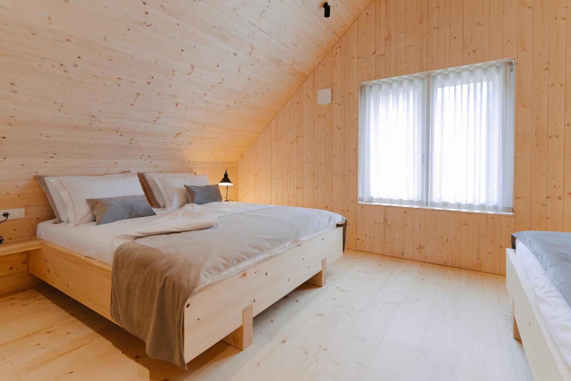 Pira Hotel Postojna Extérieur photo