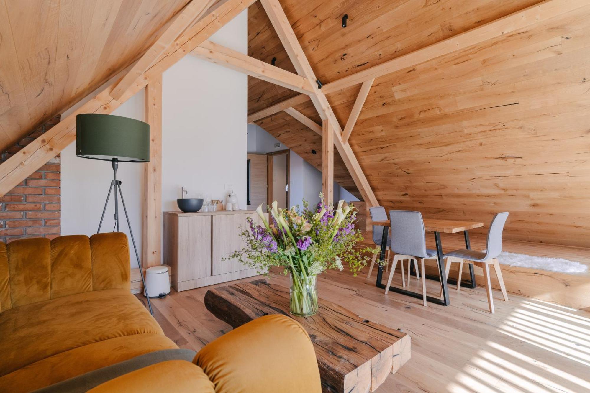 Pira Hotel Postojna Extérieur photo